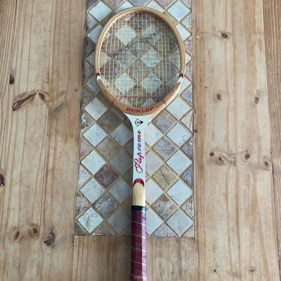 Dunlop Supreme Racquet 🥰🥰 - Picture 3 of 4
